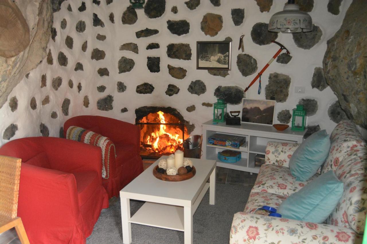 Casa Cueva El Pedregal Tejeda Villa Ngoại thất bức ảnh